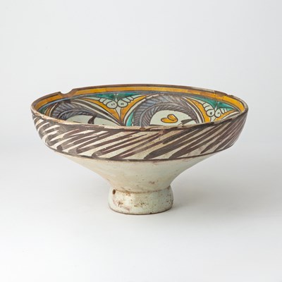 Lot 330 - A Samarkand Polychrome Decorated Pottery Bowl