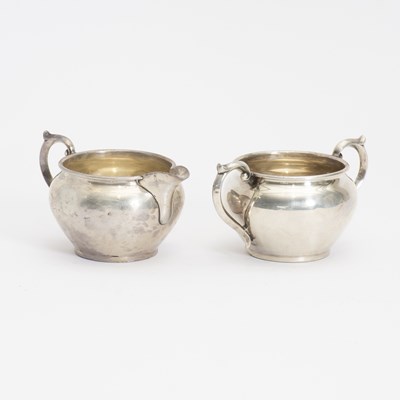 Lot 114 - Sterling Silver Creamer & Sugar Bowl Set