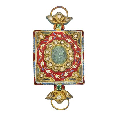 Lot 1159 - Indian Gilt-Metal, Carved Emerald and Foil-Backed Diamond Buckle Pendant