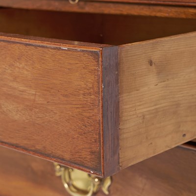 Lot 145 - George III Mahogany Bachelor's Chest of Drawers