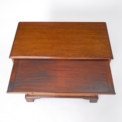 Lot 145 - George III Mahogany Bachelor's Chest of Drawers