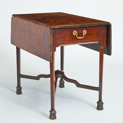 Lot 138 - George III Mahogany Pembroke Table