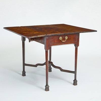 Lot 138 - George III Mahogany Pembroke Table