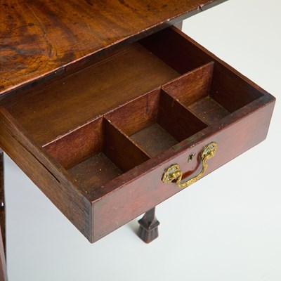 Lot 138 - George III Mahogany Pembroke Table