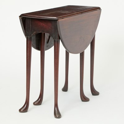 Lot 123 - George II Mahogany Gate Leg Table