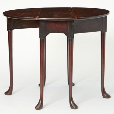Lot 123 - George II Mahogany Gate Leg Table