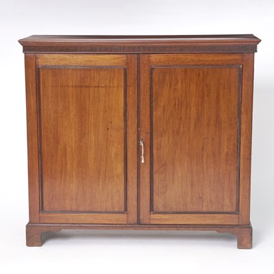 Lot 146 - George III Mahogany Cabinet