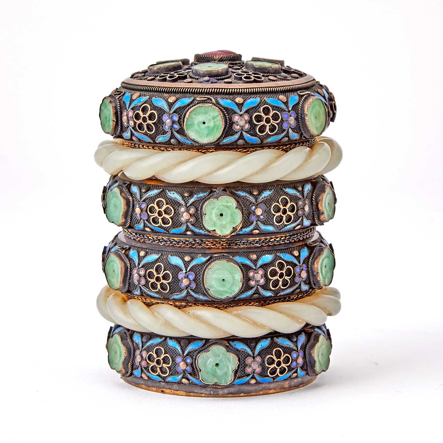 Lot 81 - A Chinese Jade and Enamel Bangle Box