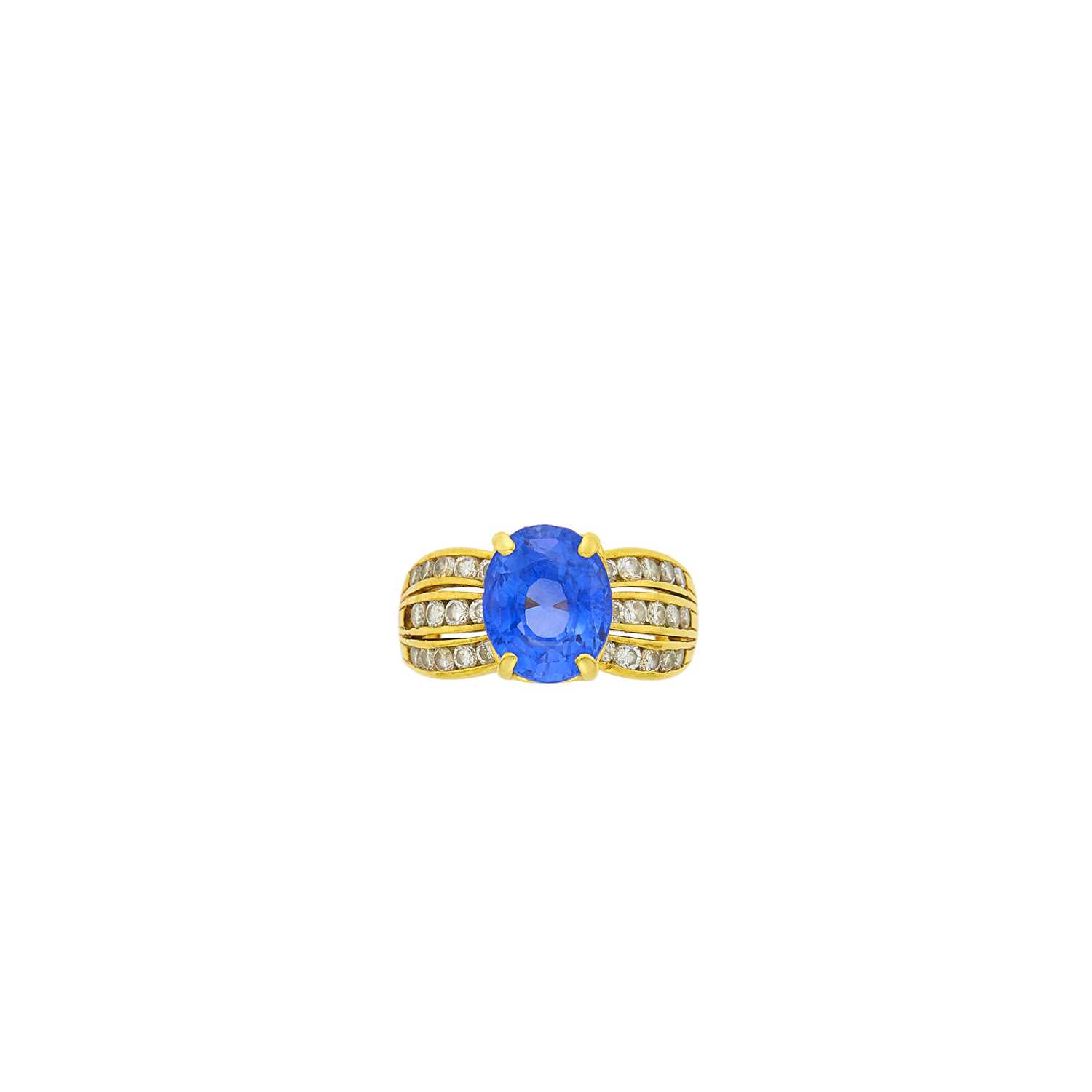 Lot 151 - Gold, Sapphire and Diamond Ring