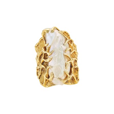 Lot 1175 - Gold and Baroque Freshwater Cultured Pearl Ring