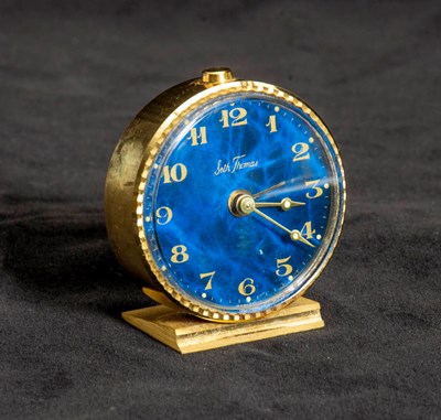 Lot 355 - Seth Thomas Gilt-Metal Desk Clock