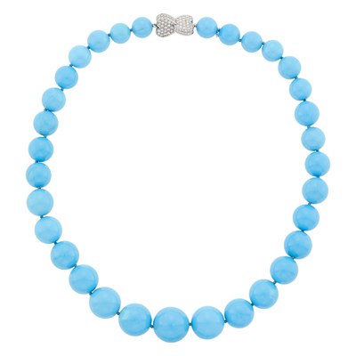 Lot 143 - Van Cleef & Arpels Turquoise Bead Necklace with White Gold and Diamond Clasp