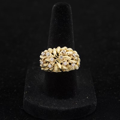 Lot 157 - 18KT Gold & Diamond Dome Ring