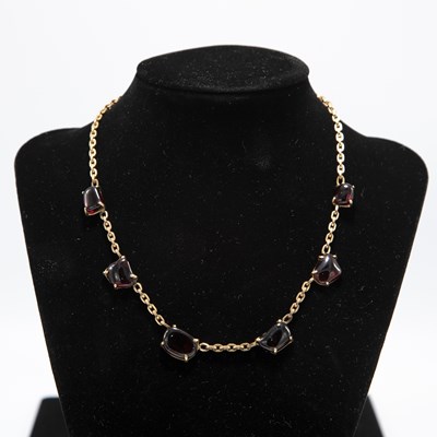 Lot 172 - Gilt Tone & Garnet Fringe Necklace