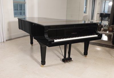 Lot 211 - Yamaha Model C7 Ebonized Grand Piano