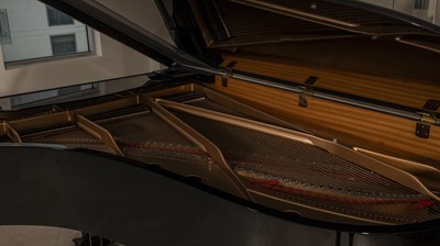 Lot 211 - Yamaha Model C7 Ebonized Grand Piano