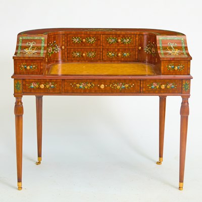 Lot 171 - Maitland Smith Edwardian Style Painted Mahogany Carlton House Desk