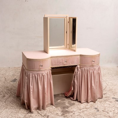 Lot 238 - Fabric and Painted Wood Vanity