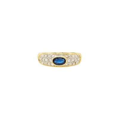 Lot 2068 - Gold, Platinum, Sapphire and Diamond Ring