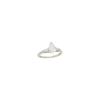 Lot 46 - Platinum and Diamond Ring