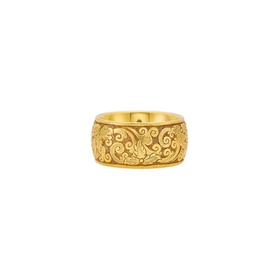 Lot 122 - Gold Band Ring