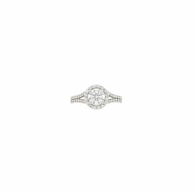 Lot 1058 - Platinum and Diamond Ring