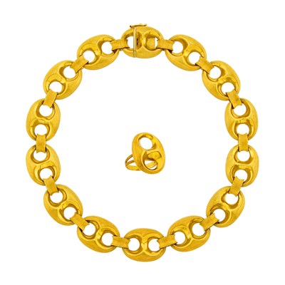 Lot 1092 - Gold Link Necklace and Ring