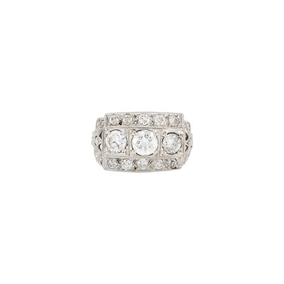 Lot 1165 - Platinum and Diamond Ring