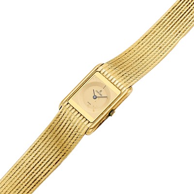 Lot 1080 - Concord Gold Wristwatch