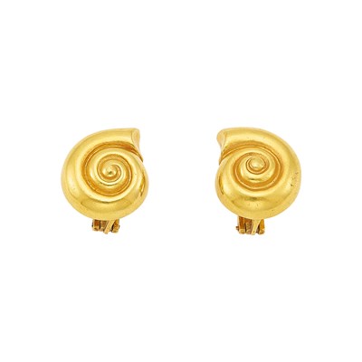 Lot 1013 - Ilias Lalaounis Pair of Gold Shell Earclips