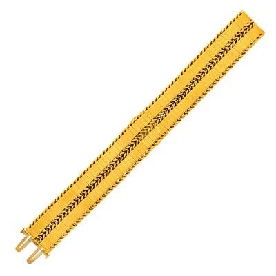 Lot 141 - Universal Geneve Gold Bracelet-Watch