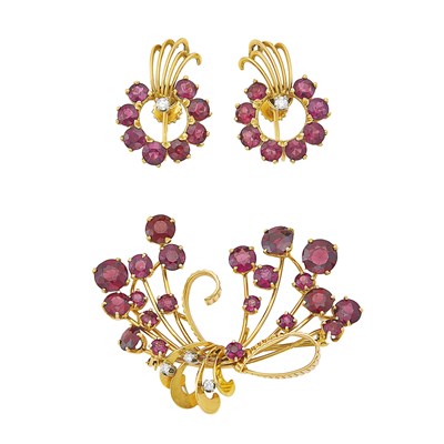 Lot 1254 - Tiffany & Co. Gold, Garnet and Diamond Pendant-Brooch and Pair of Earclips