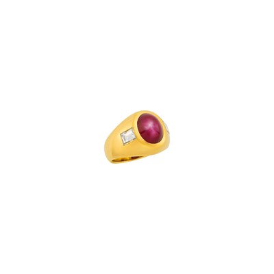 Lot 108 - Bulgari Gold, Star Ruby and Diamond Gypsy Ring