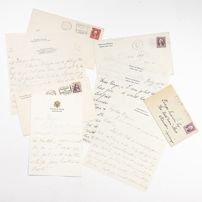 Lot 99 - Autograph letters from Eleanor Roosevelt