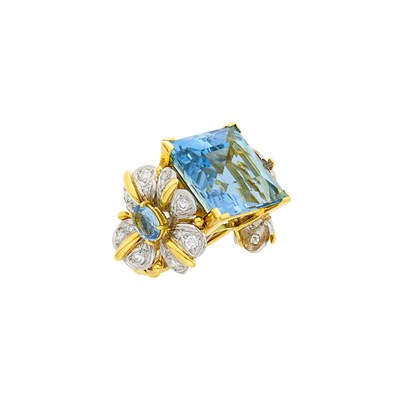 Lot 114 - Elizabeth Gage Two-Color Gold, Aquamarine and Diamond Ring