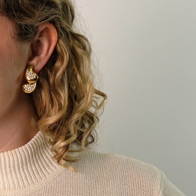 Lot 21 - Marina B Pair of Gold and Diamond Paisley Earclips