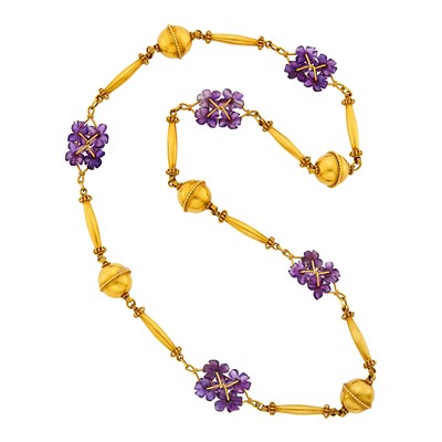 Lot 208 - Cartier Paris Long Gold and Carved Amethyst Link Necklace