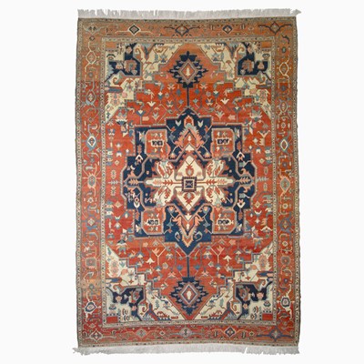 Lot 604 - Heriz Carpet