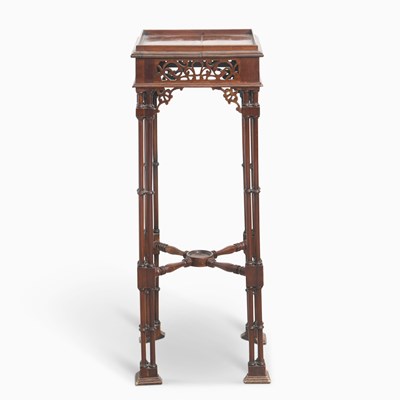 Lot 185 - Chippendale Style Mahogany Kettle Stand