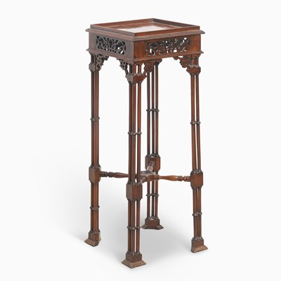 Lot 185 - Chippendale Style Mahogany Kettle Stand