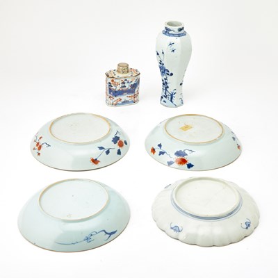 Lot 136 - A Group of Asian Export Porcelain Articles