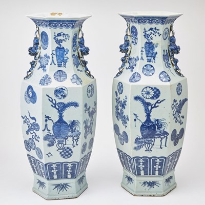 Lot 277 - A Pair of Chinese Blue and White Porcelain Vases