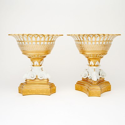 Lot 469 - Pair of Paris Porcelain Gilt-Decorated Baskets