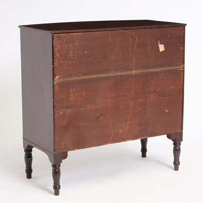 Lot 148 - Federal Style Mahogany Bowfront Chest of Drawers