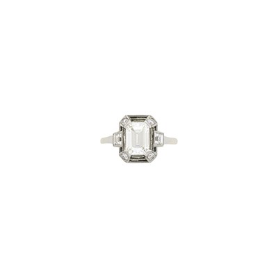 Lot 1175 - Platinum and Diamond Ring