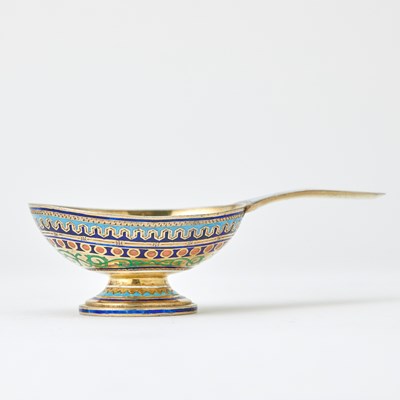 Lot 503 - Russian Silver-Gilt and Champlevé Enamel Kovsh