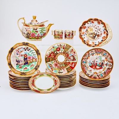 Lot 566 - Worcester (Flight, Barr & Barr) and (Barr, Flight and Barr) Porcelain Imari Tea and Dessert Wares