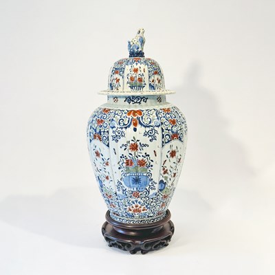 Lot 1099 - Delftware Covered Jar