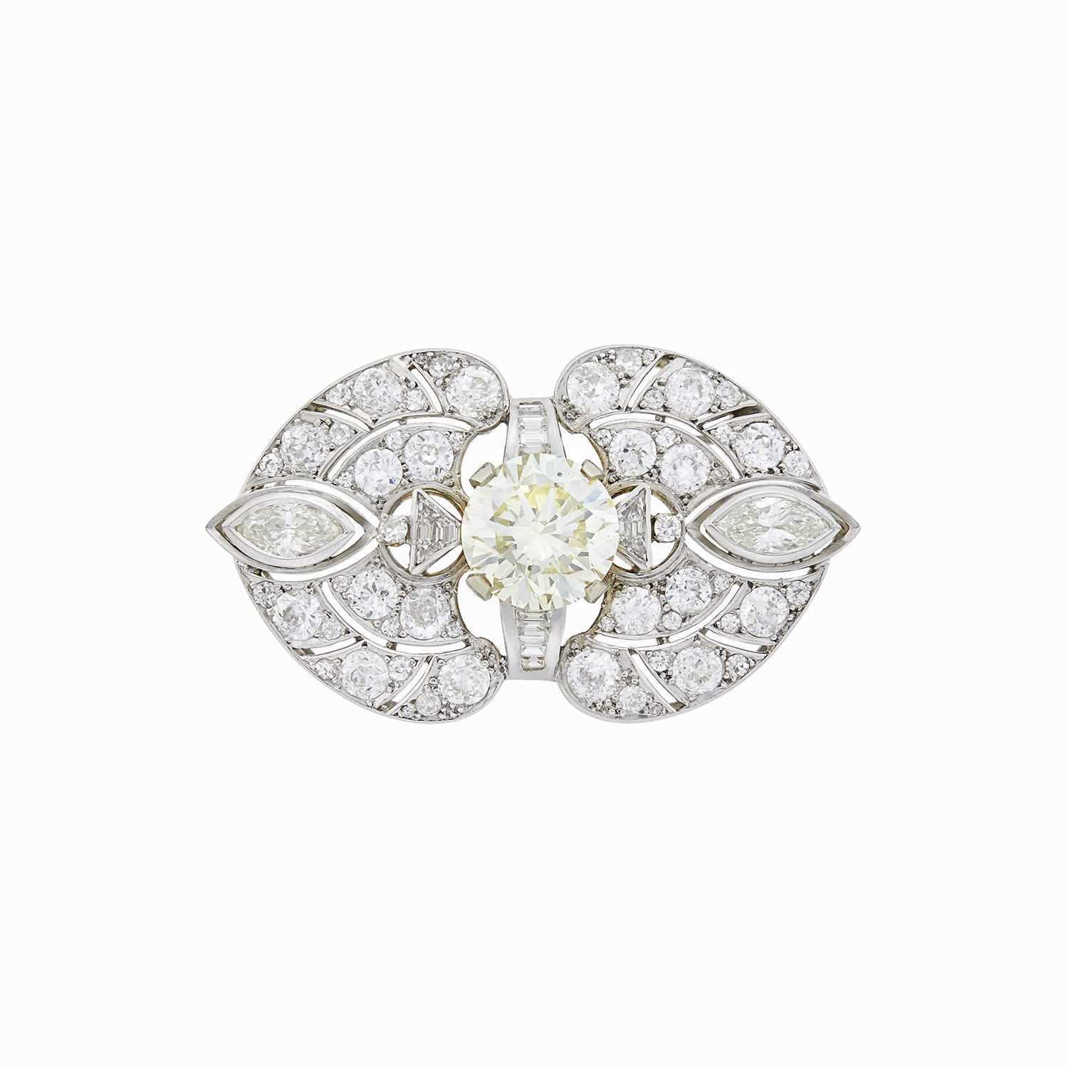 Lot 154 - Platinum and Diamond Brooch