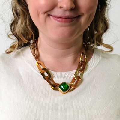 Lot 16 - Vhernier Gold, Jade and Rock Crystal Link Neckalce
